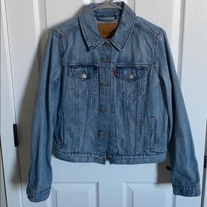 Levi’s Women’s Jean Jacket - Size L - Worn once